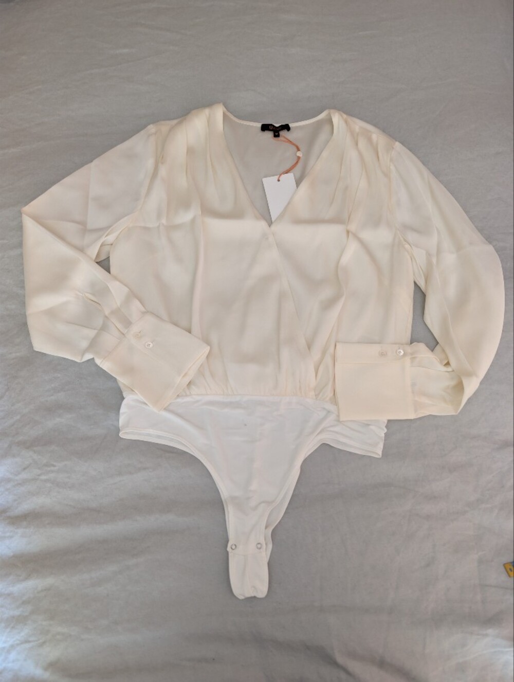 Quince Washable Silk Surplice Bodysuit V-neck Ivory Small NWT Blouse